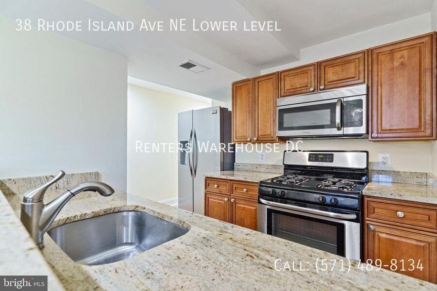 38 Rhode Island Ave Ne Lowr Level - Photo 5 of 14