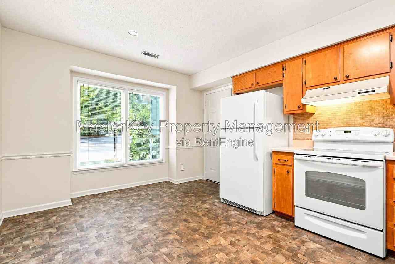 1507 Laureldale Dr - Photo 4 of 41