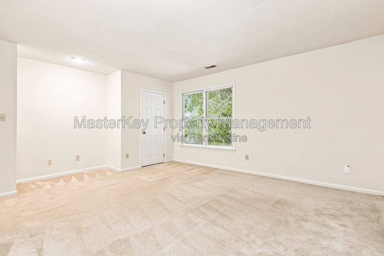 1507 Laureldale Dr - Photo 7 of 41
