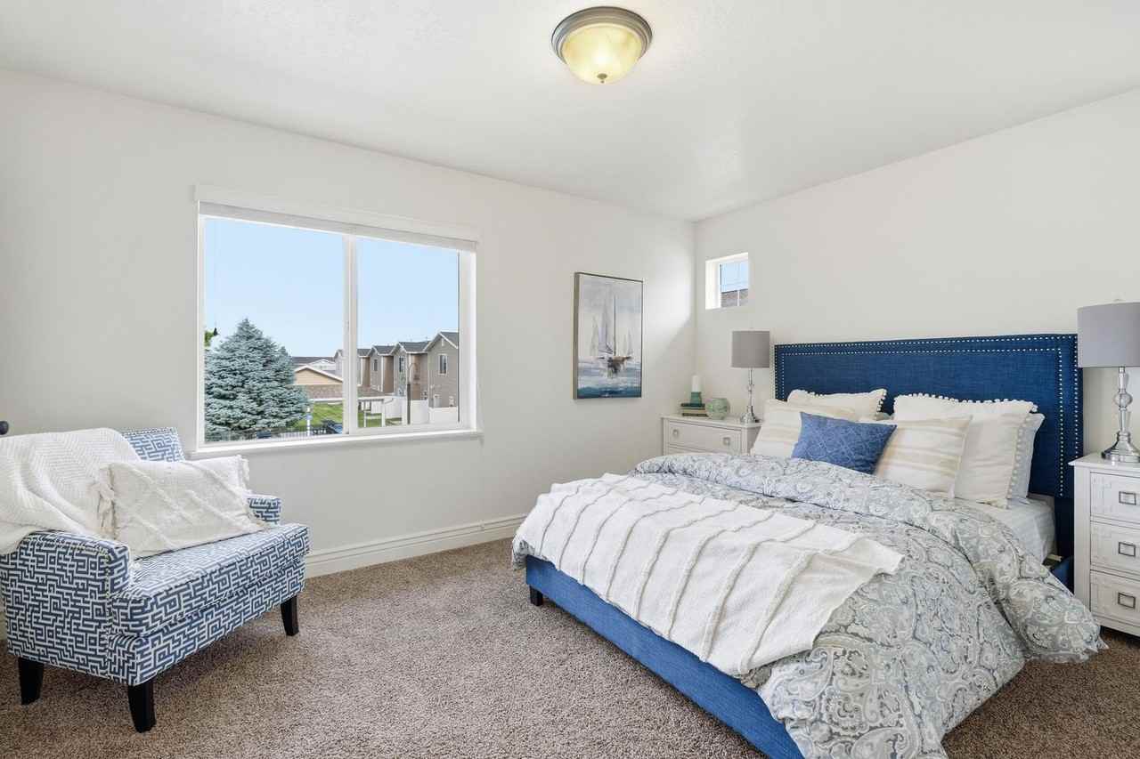 Tremonton Pines Apts - Photo 5 of 16