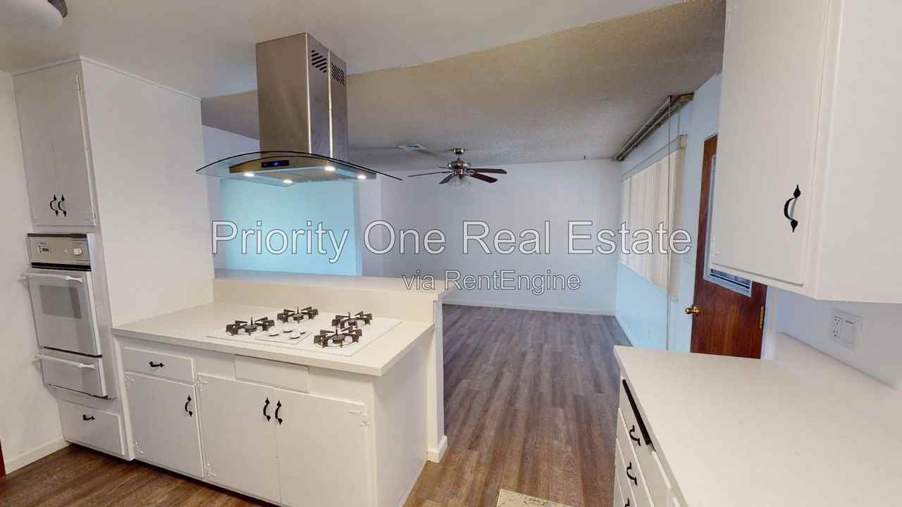 3649 Antiem St - Photo 3 of 19