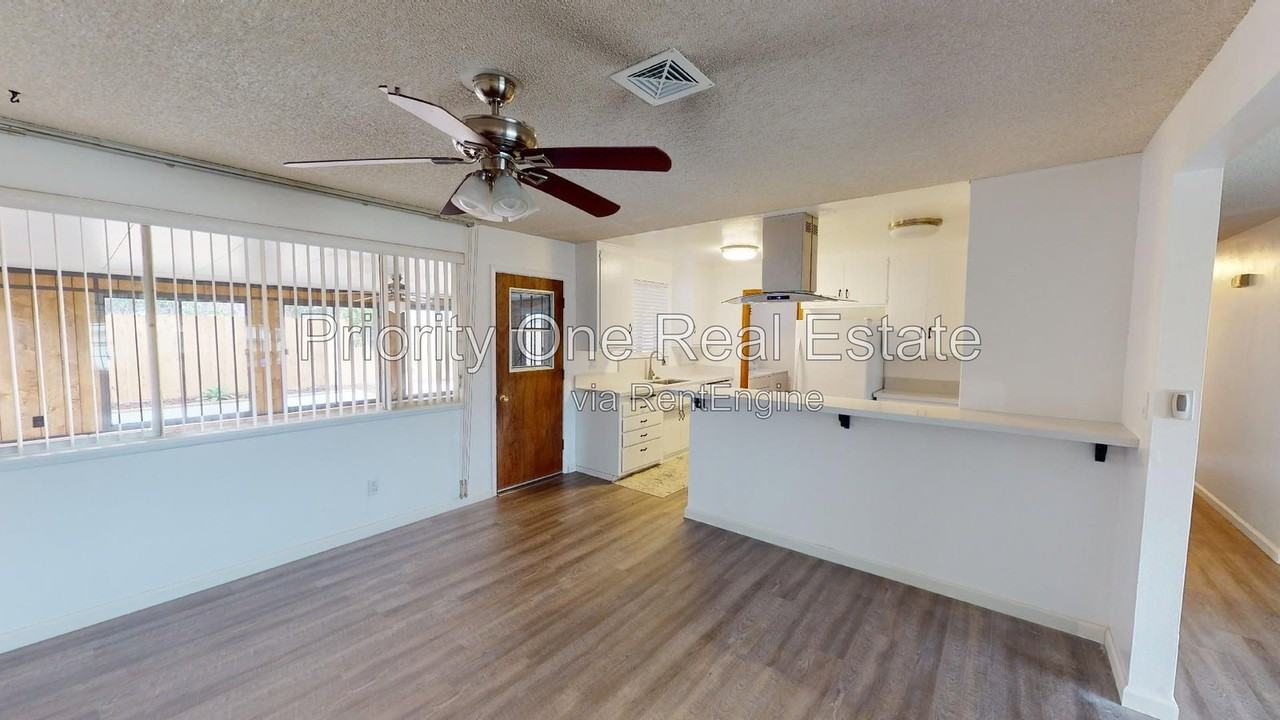 3649 Antiem St - Photo 5 of 19