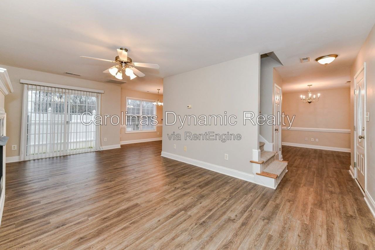 1002 Hannah Pl - Photo 6 of 43