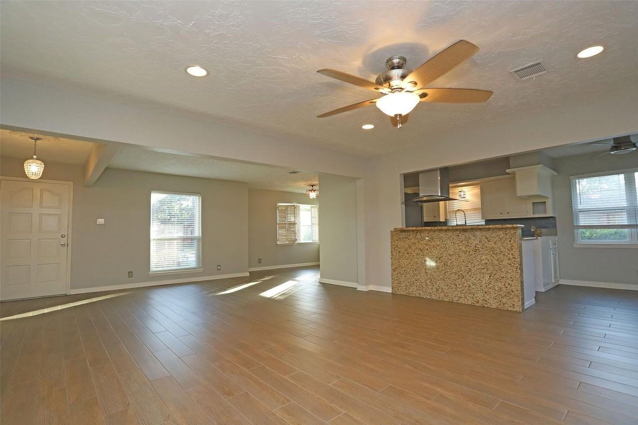 12870 Westella Dr - Photo 5 of 24