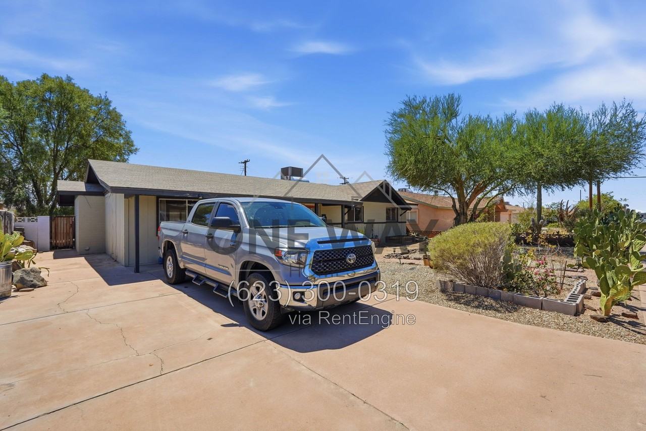 1239 W Elna Rae St - Photo 3 of 38