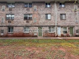 featured image of 430 E Red Bud Rd