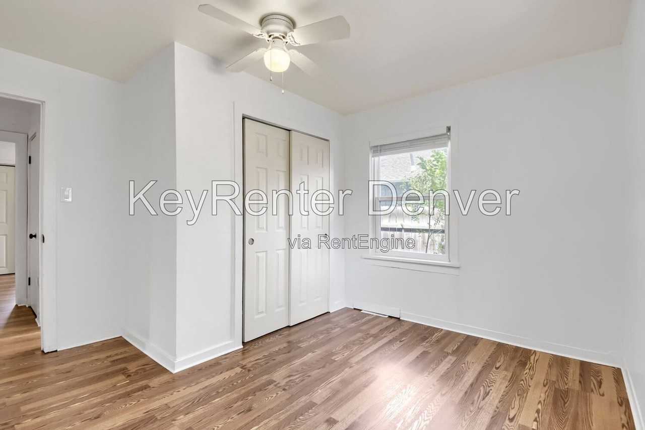 1220 Upham St - Photo 7 of 12