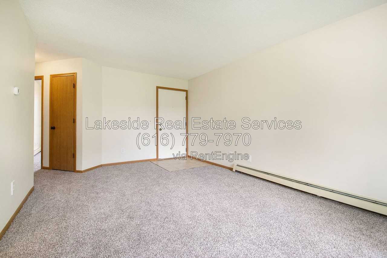 2914 Earle Ave Sw #1 - Photo 6 of 43