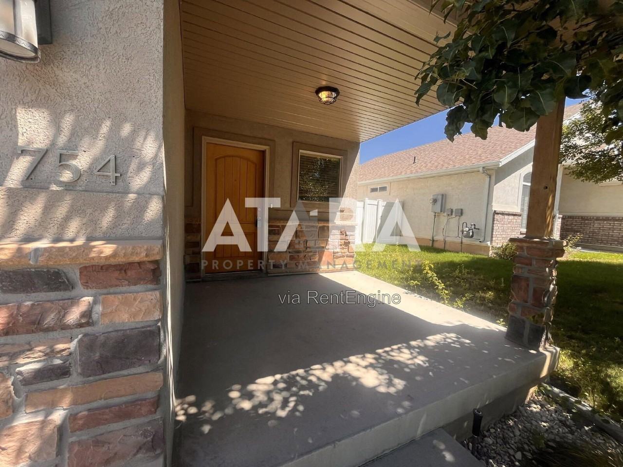 754 N Stonne Ln - Photo 4 of 30