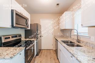 606 Hilltop Dr - Photo 1 of 1