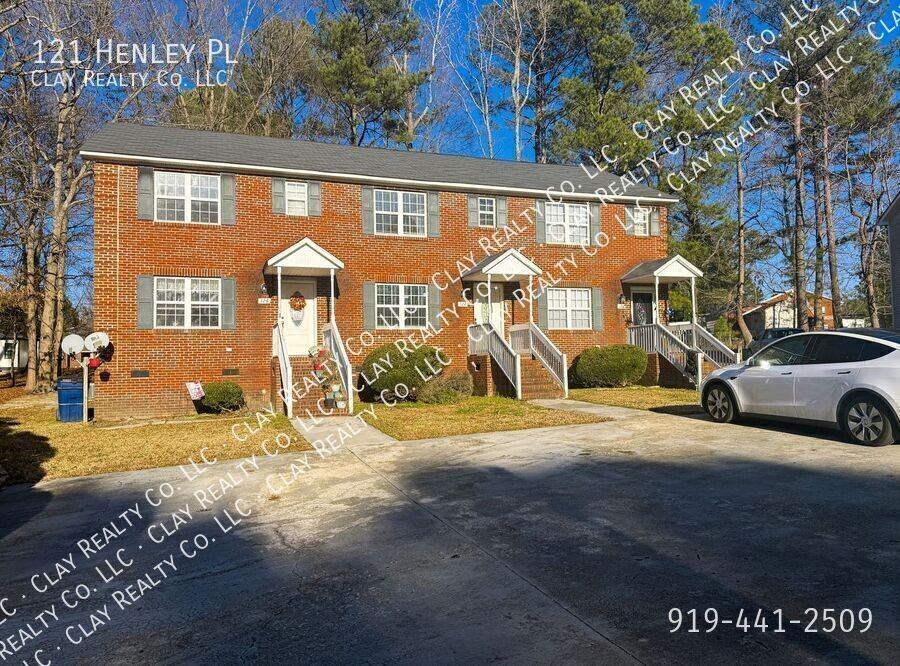 121 Henley Pl - Photo 4 of 28