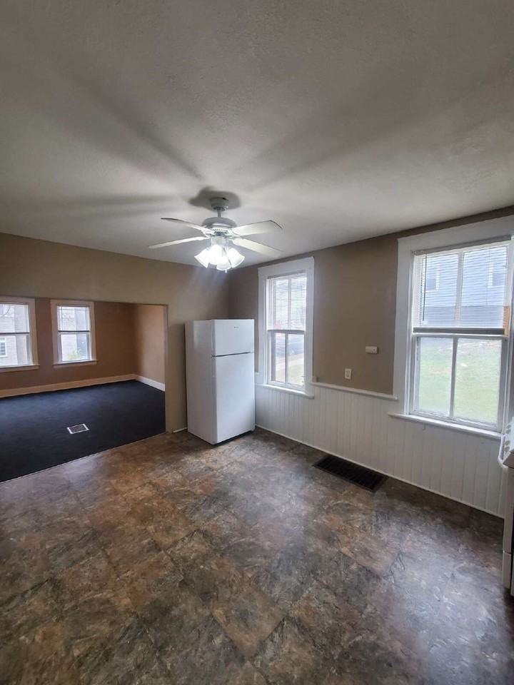 1869 N Humboldt Ave #A - Photo 5 of 11