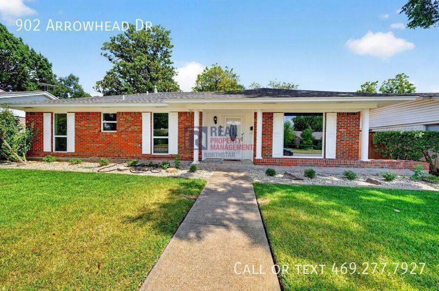 902 Arrowhead Dr - Photo 2 of 34