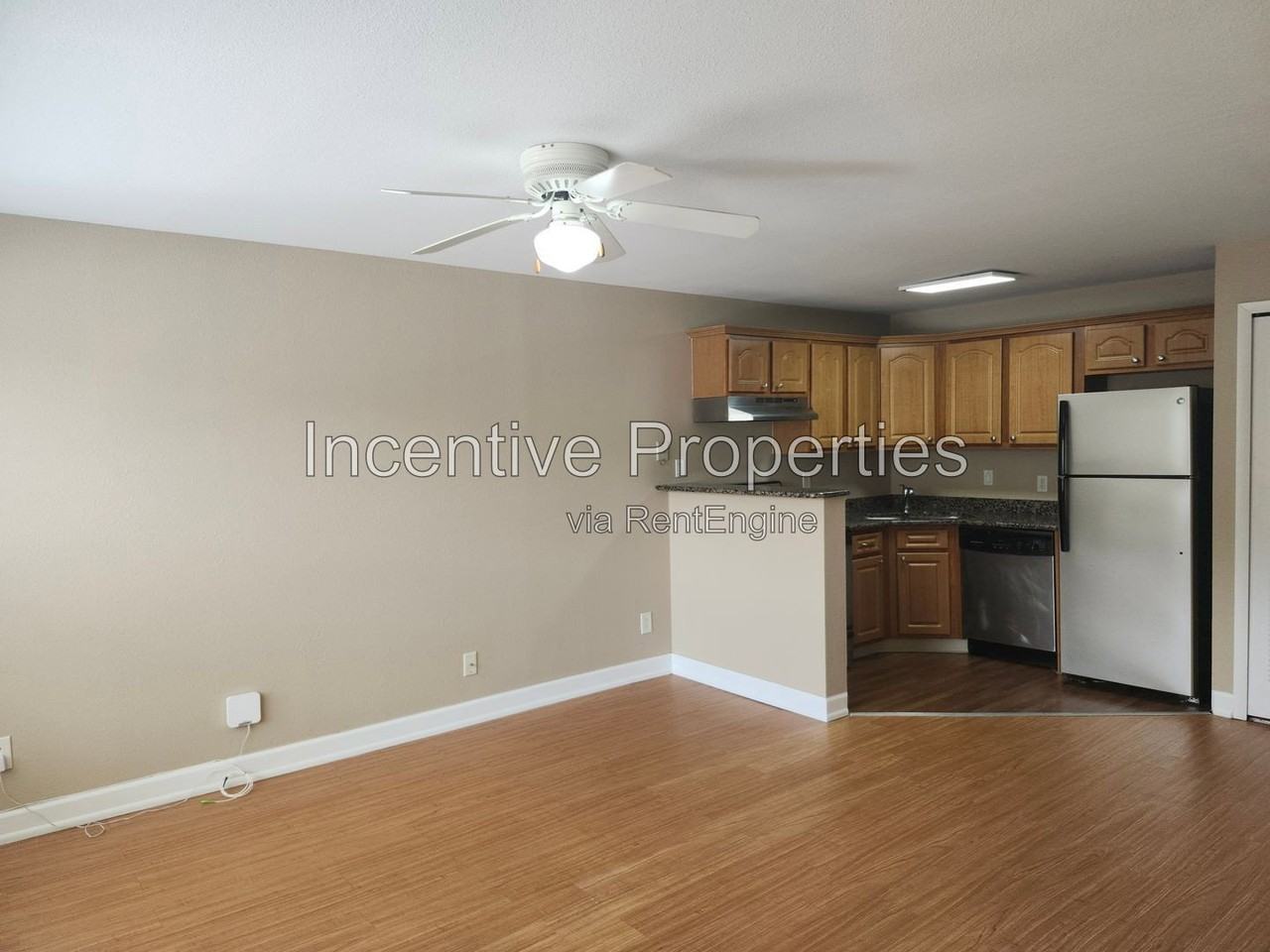 4724 Walden Cir #27 - Photo 3 of 35