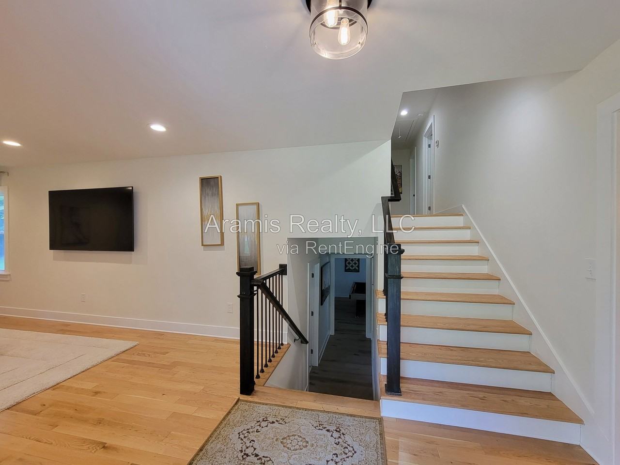 2376 Spring Creek Rd - Photo 3 of 50