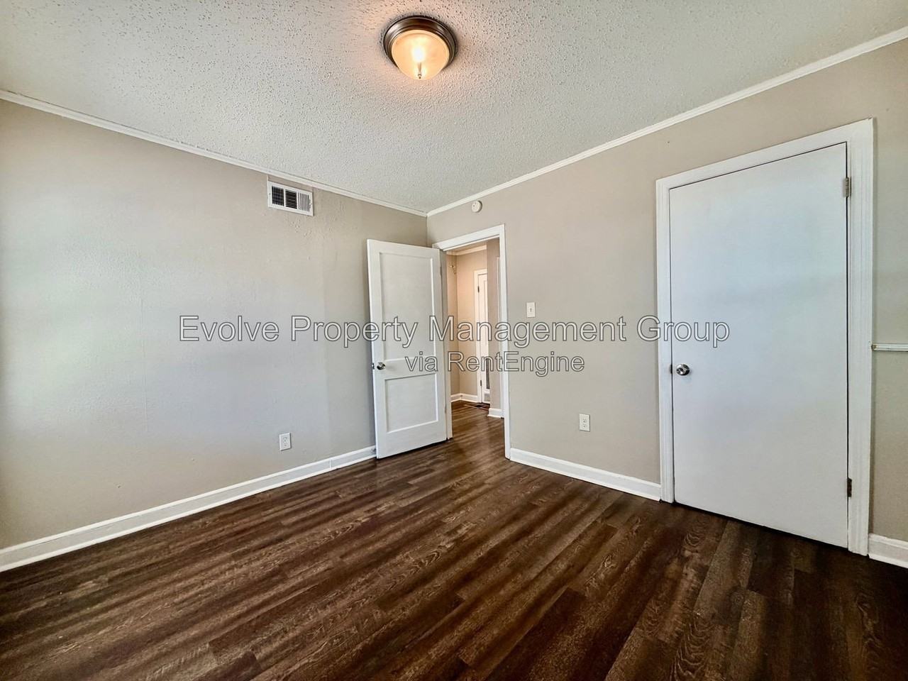 3451 Hendricks Ave - Photo 3 of 13