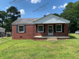 featured image of 1108 S Cambridge Cir