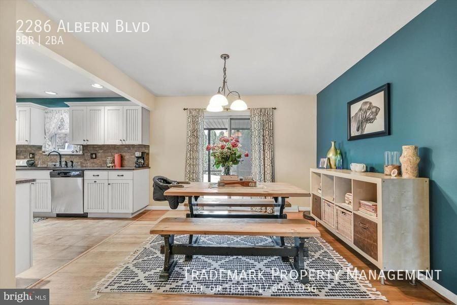 2286 Albern Blvd - Photo 2 of 34