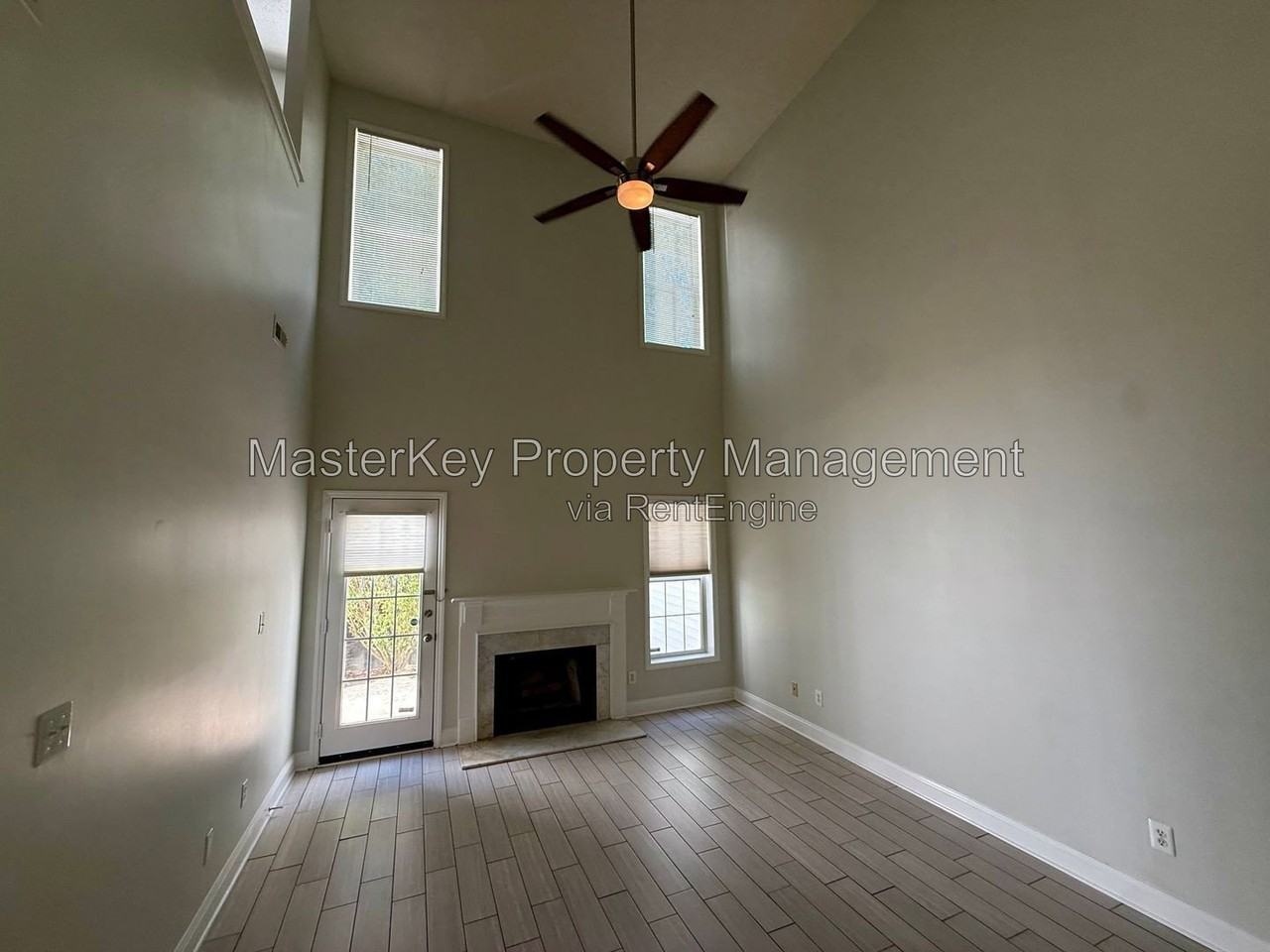 114 Pointe Crest Ct - Photo 3 of 26