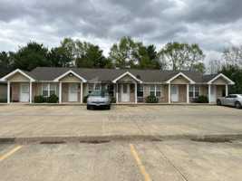 featured image of 1308 Arthur Ave #6