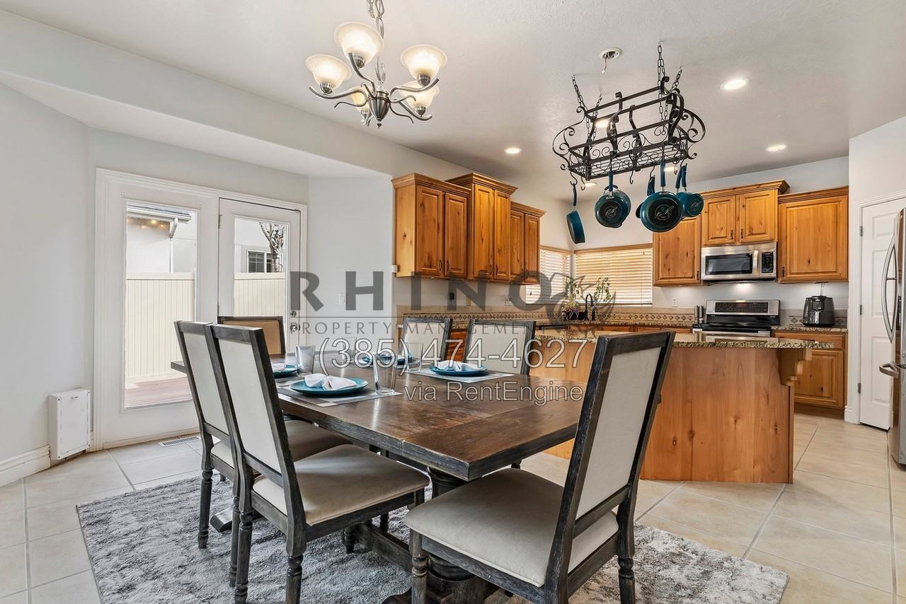 13697 S Tom Shoemaker Rd - Photo 4 of 39