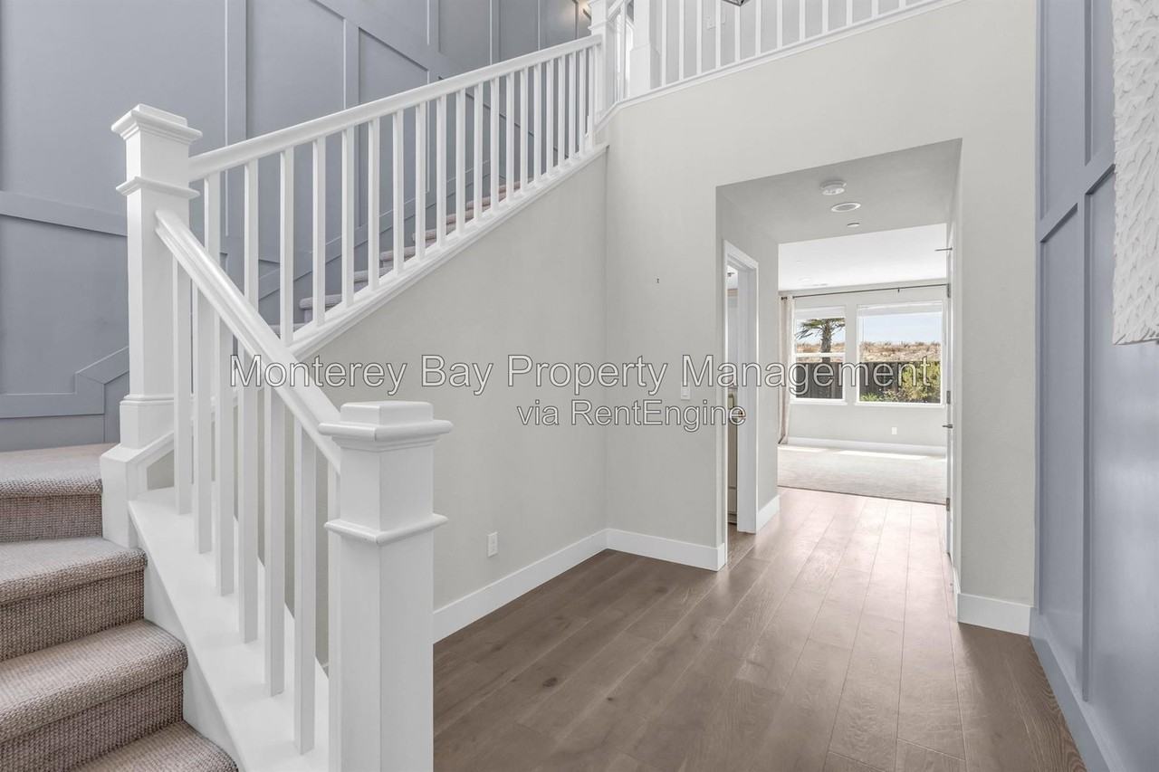 240 Bungalow Ct - Photo 4 of 50