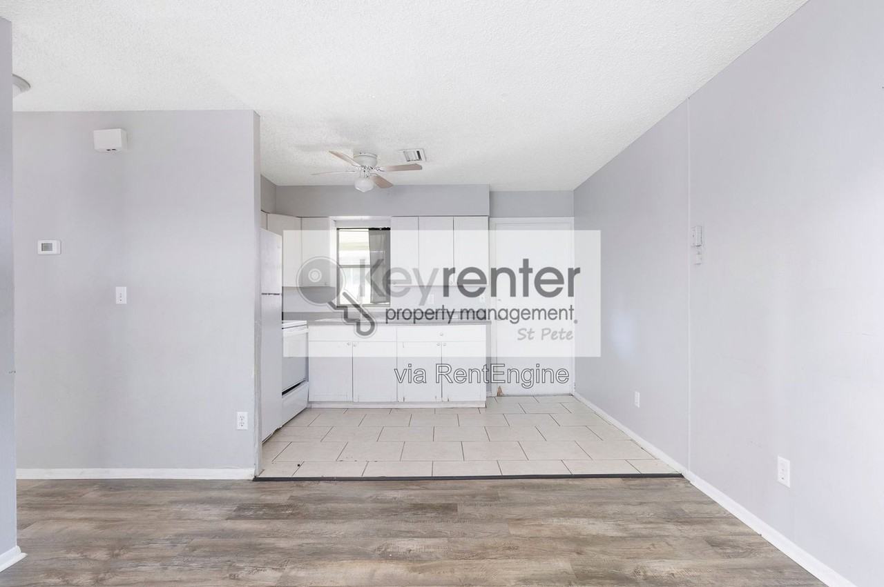 15248 George Blvd #C - Photo 7 of 23