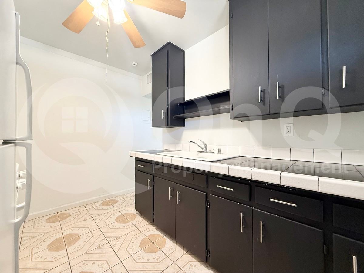 745 E Weldon Ave #2 - Photo 7 of 24