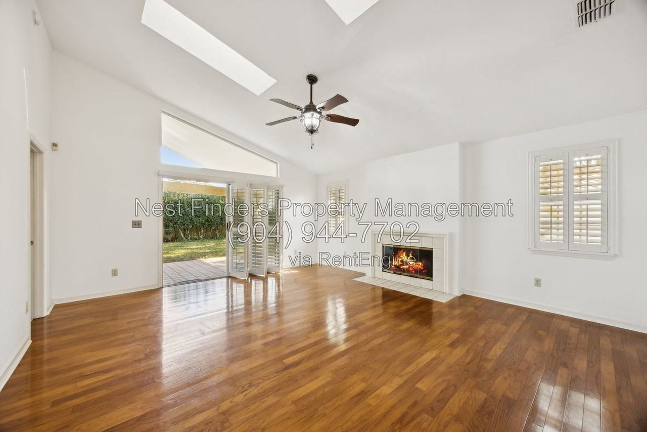 4063 Mizner Ct - Photo 2 of 42
