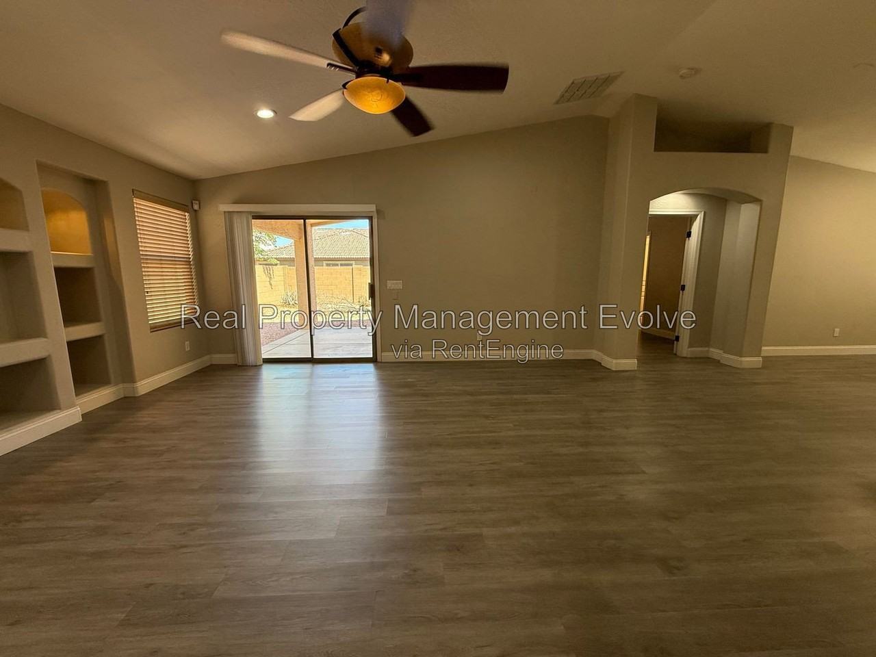 3538 E Anika Dr - Photo 7 of 31
