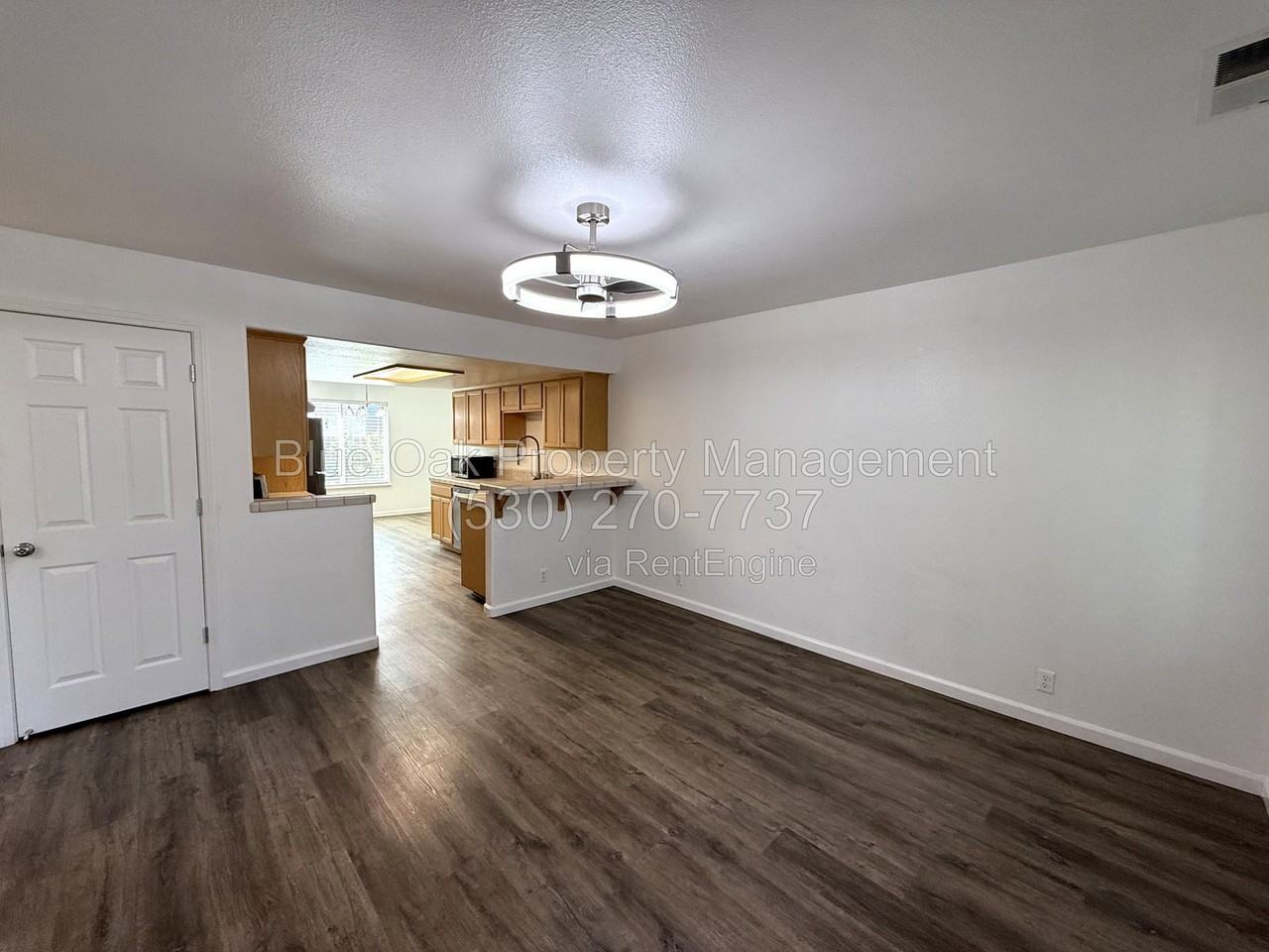 39 Skywalker Ct - Photo 2 of 12