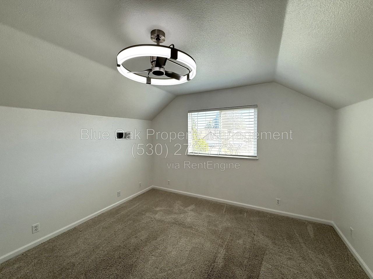 39 Skywalker Ct - Photo 5 of 12