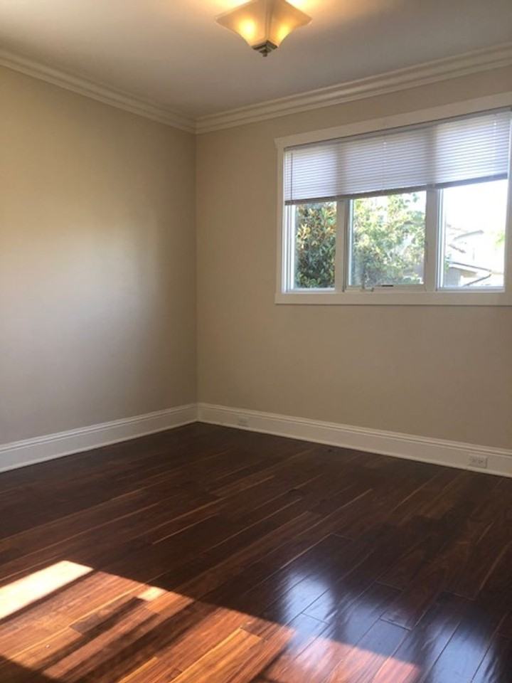 4642 Carpinteria Ave - Photo 5 of 13
