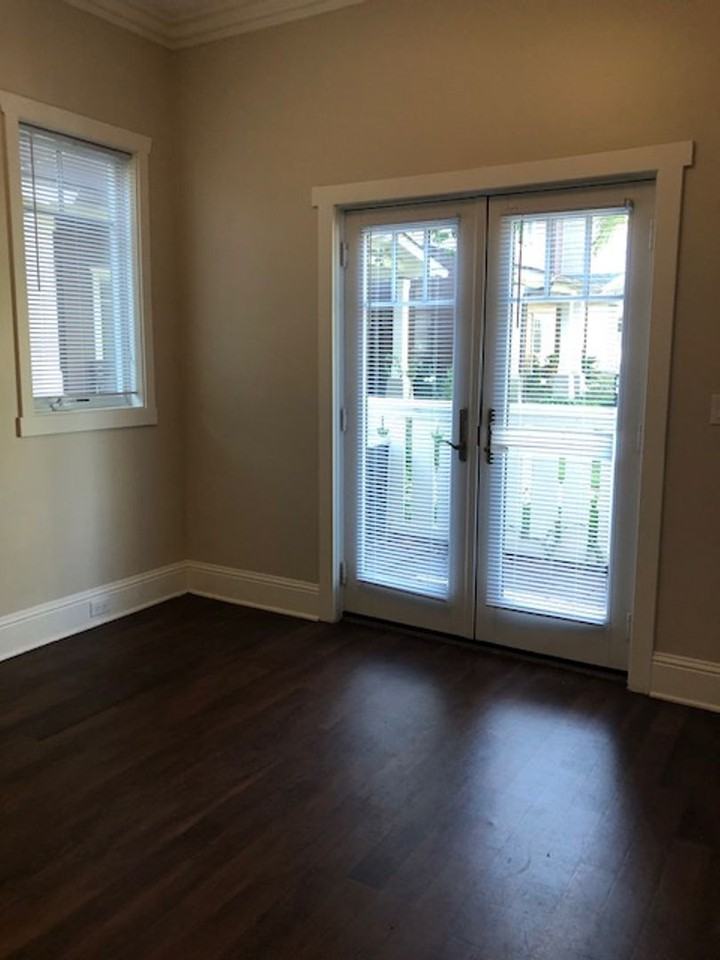 4642 Carpinteria Ave - Photo 6 of 13