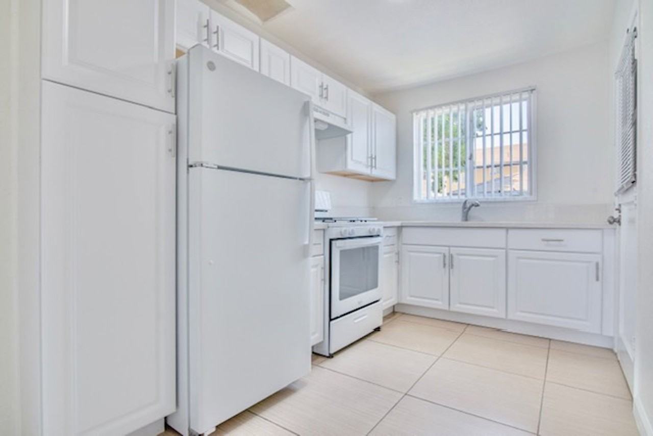 4316 Santa Rosalia Dr #A - Photo 6 of 16