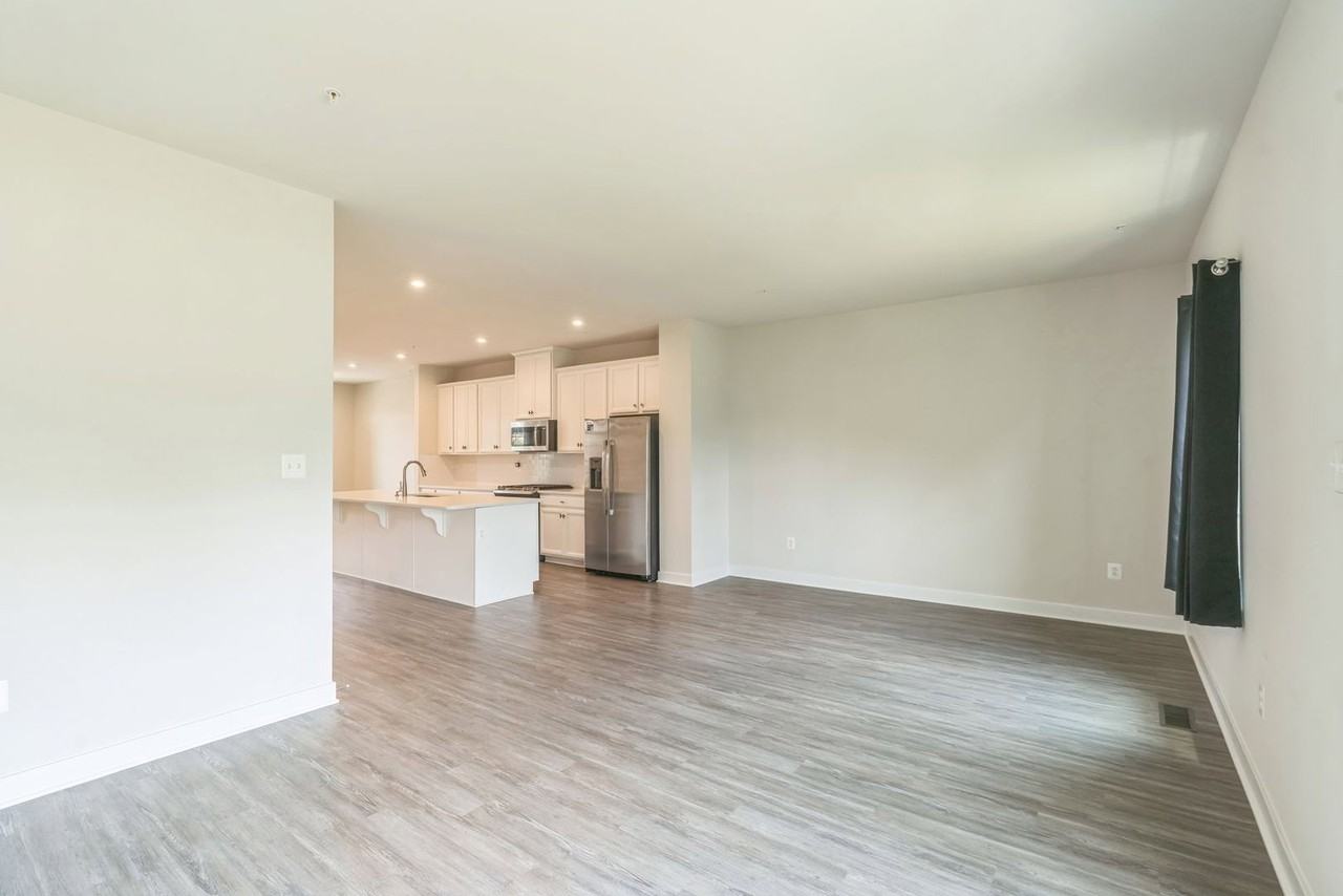 16705 Tortola Dr - Photo 6 of 20