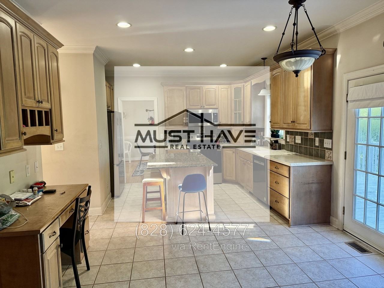 2625 Rolling Ridge Dr - Photo 4 of 15