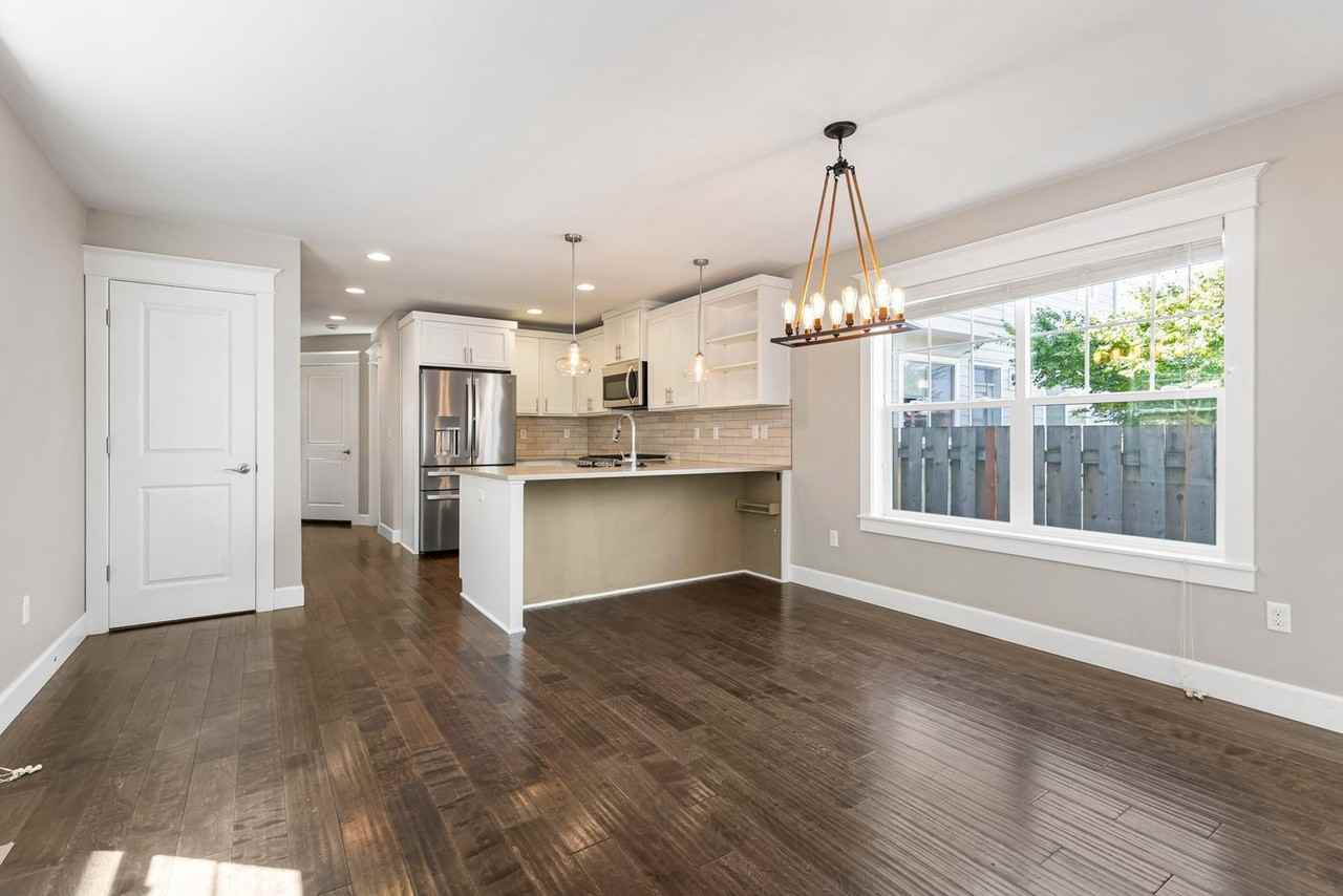 1766 Ne 79th Ave - Photo 4 of 22