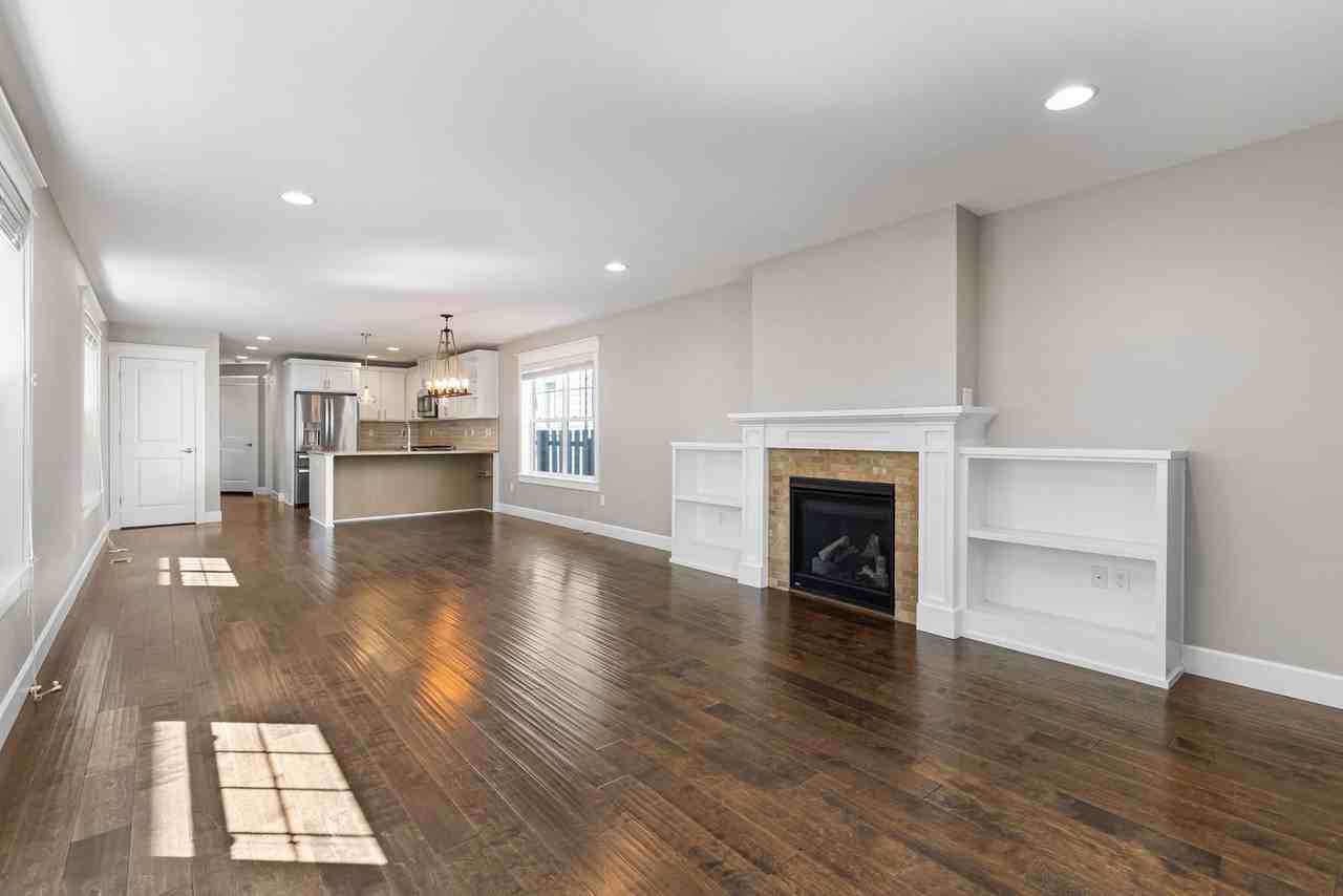 1766 Ne 79th Ave - Photo 5 of 22