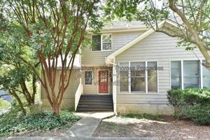 featured image of 102 Mallard Ct