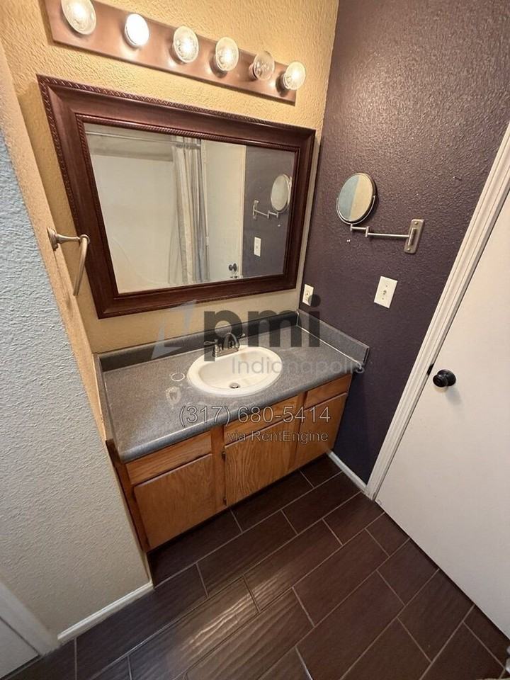 2733 Mingo Ct - Photo 7 of 39