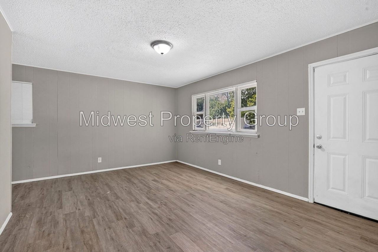 1446 Vero Dr - Photo 6 of 25