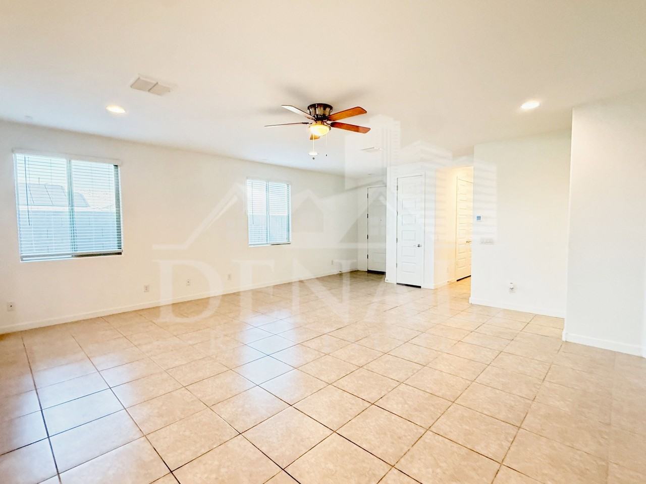 11682 N 188th Dr - Photo 5 of 22