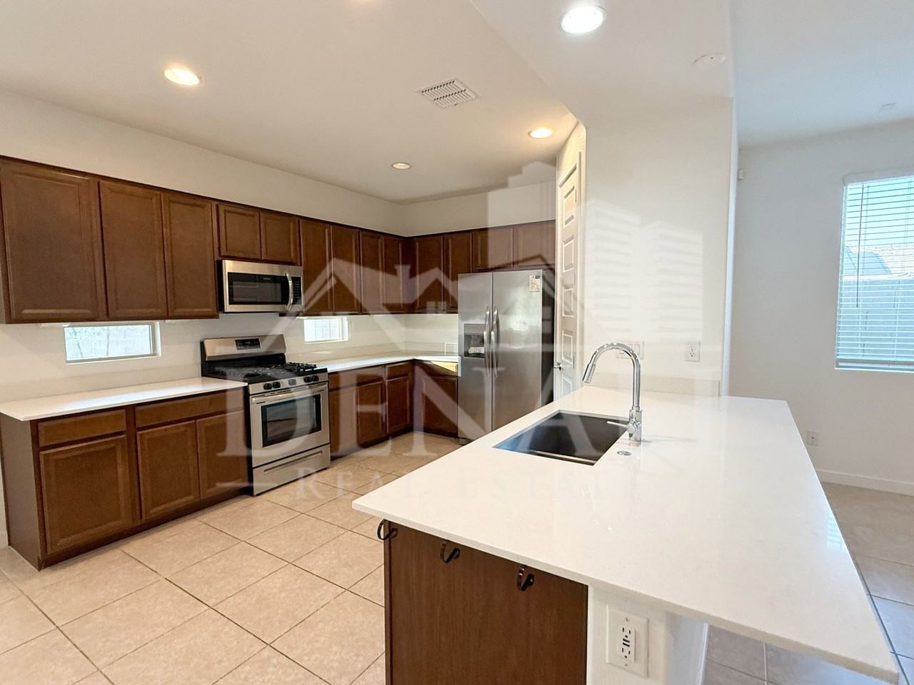 11682 N 188th Dr - Photo 7 of 22