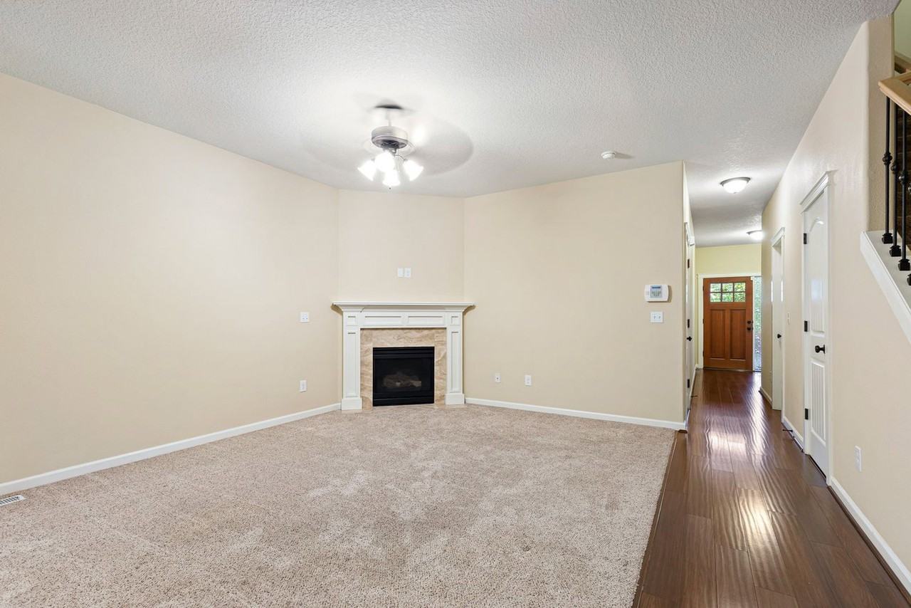 13955 Traveler Rd - Photo 7 of 23