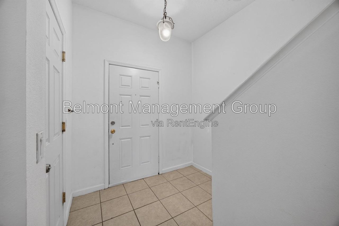 16073 Old Ash Loop - Photo 3 of 18
