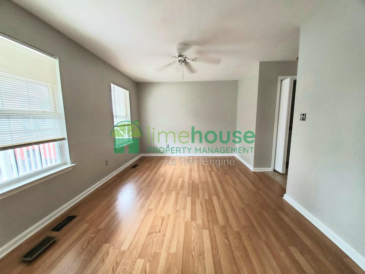 420 W 30th St - Photo 2 of 22