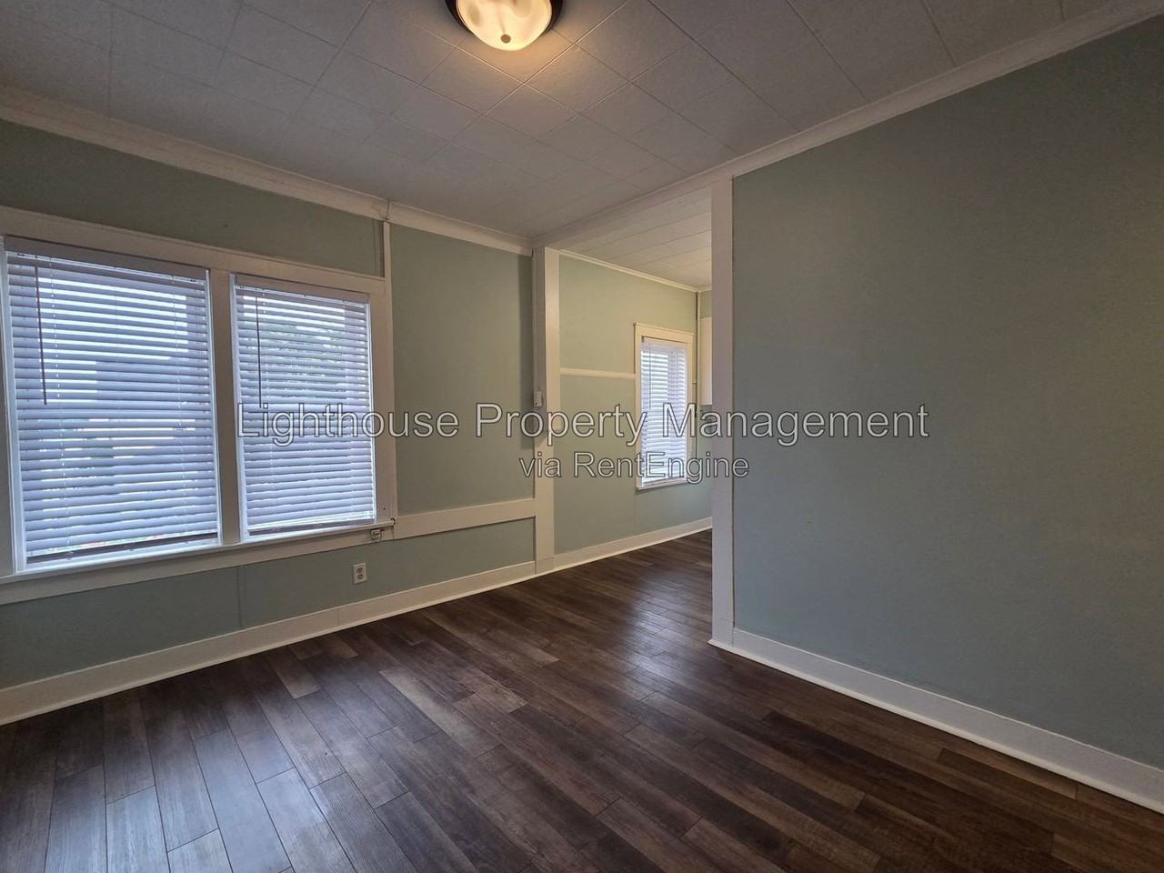 408 Huron St #E - Photo 2 of 13