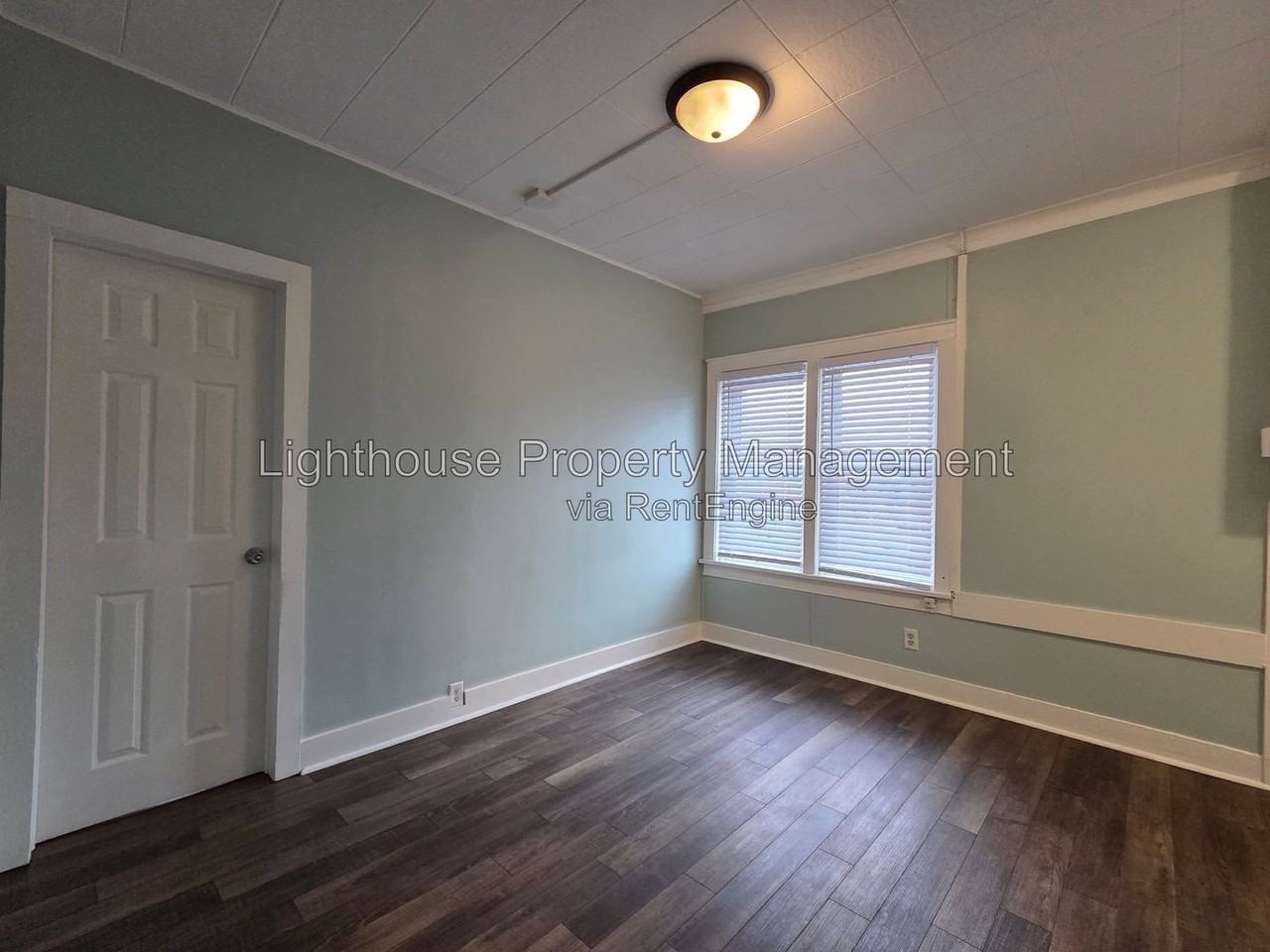 408 Huron St #E - Photo 3 of 13