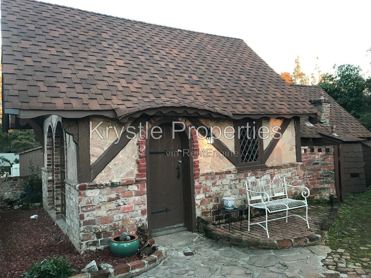 50 Winslow Ave #B - Photo 2 of 12